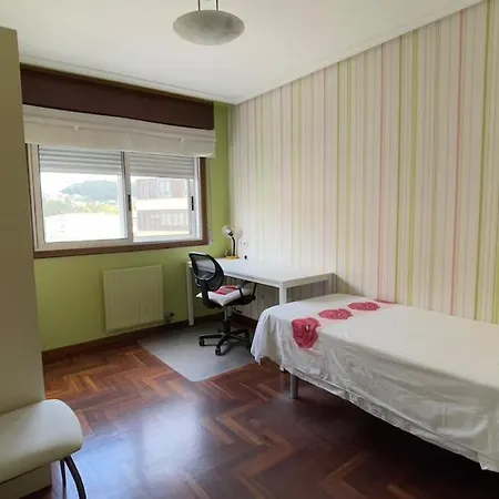 Vivienda 3 Zona Balaidos-pza. America דירה *