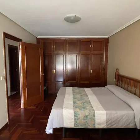 Vivienda 3 Zona Balaidos-pza. America * ויגו