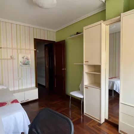 Vivienda 3 Zona Balaidos-pza. America דירה *